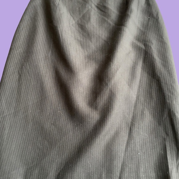 Calvin Klein pinstripe pencil skirt size 2 - Picture 5 of 11